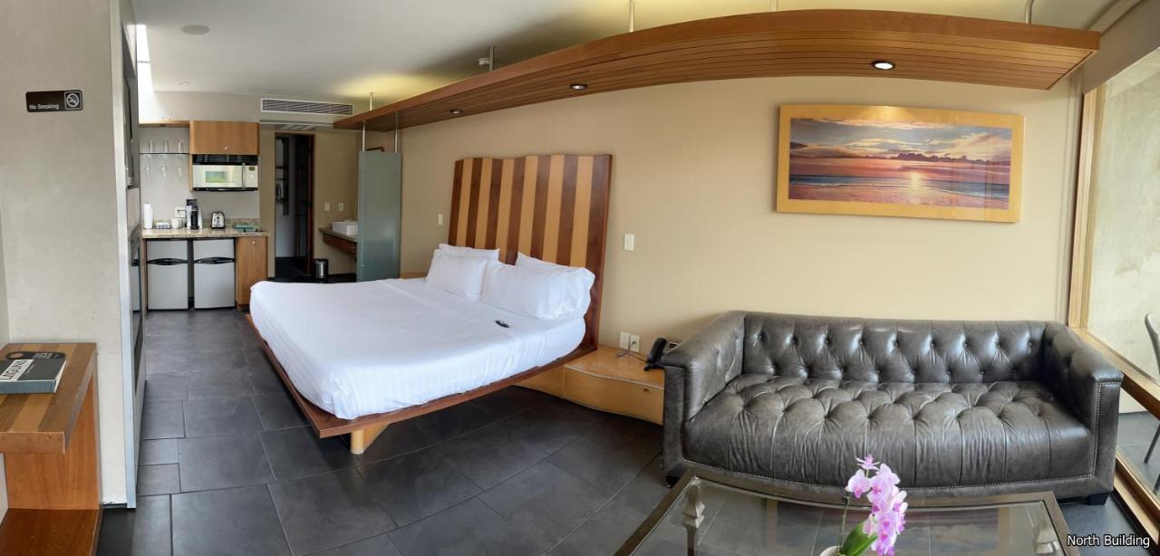 Deluxe King Room [North Building]